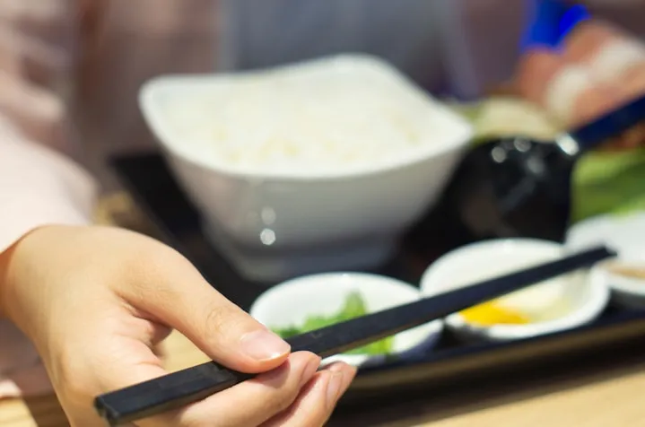 朝食